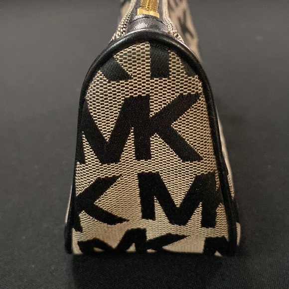Michael Kors Cosmetics Bag - Picture 6 of 10